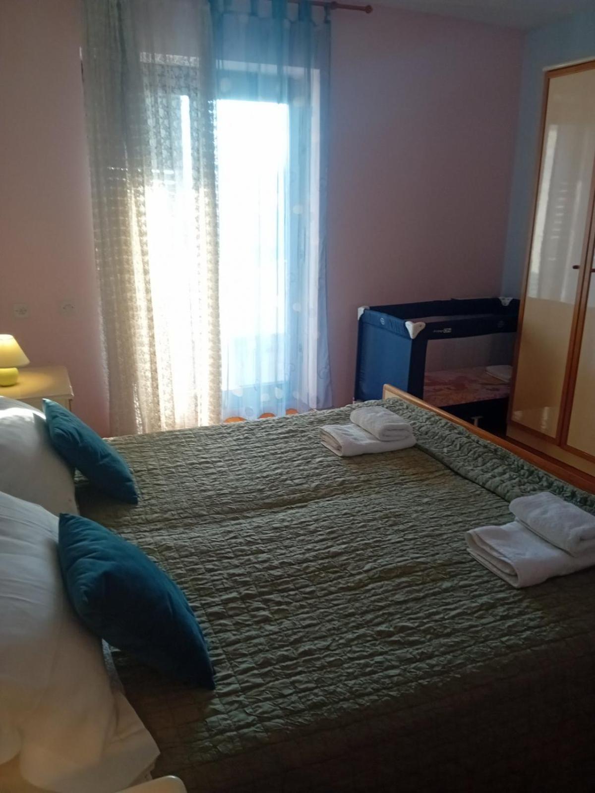 ValbandonHouse Divna别墅 外观 照片